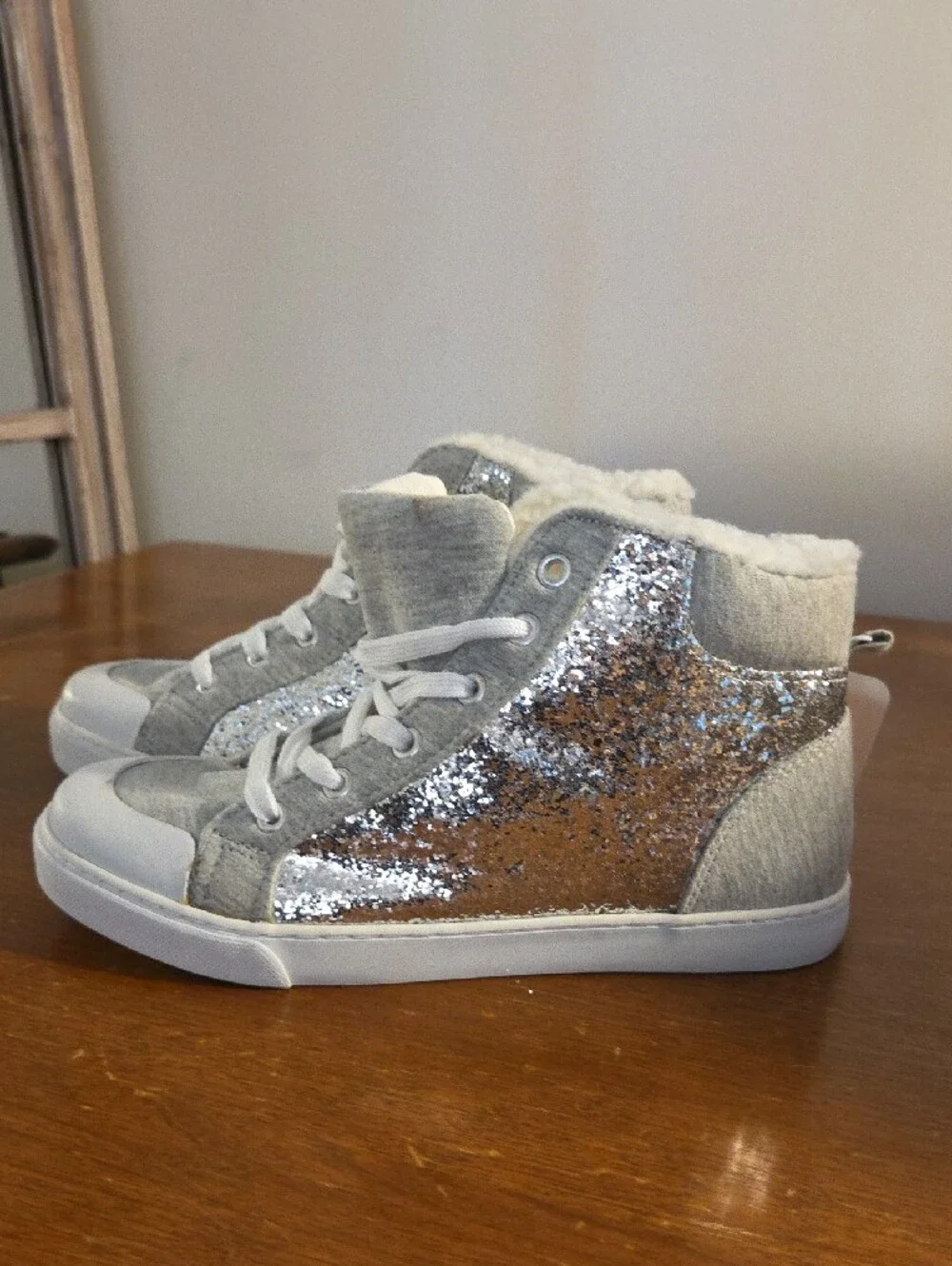 Gymboree Gray High-Top Sneakers with Silver Glitter
